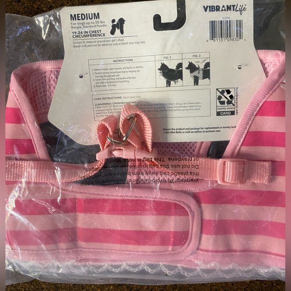 Pet Lovers,Vibrant Life Pink, and White Striped Bling Harness and Matching Hat - Picture 2 of 6